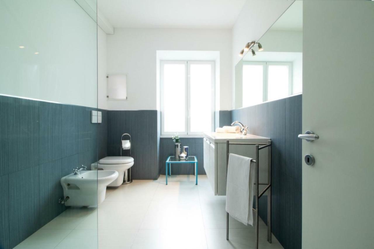 Casa Giulia - Apartment Beachfront With 2 Bedrooms, Air Conditioning And Private Parking, Just 30 Meters From The Beach Sestri Levante Zewnętrze zdjęcie